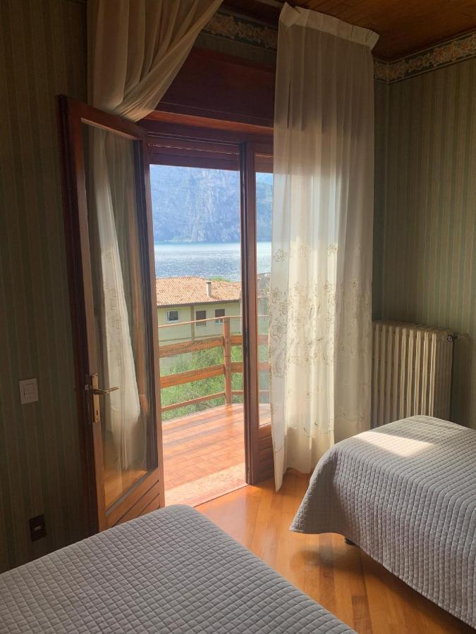 Villa Diana - Terrazza Sul Lago Assenza di Brenzone Exterior photo